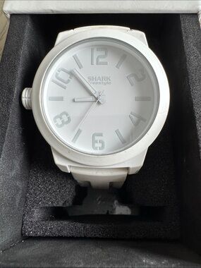 Freestyle Shark White Men's Watch - Clean Monochrome Design
